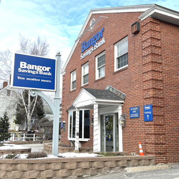 The 100 Main St. branch of Bangor Savings Bank in downtown Damariscotta. The bank will consolidate the branch with the location at 619 Main St. in Damariscotta on March 27, 2026. (Maia Zewert photo)