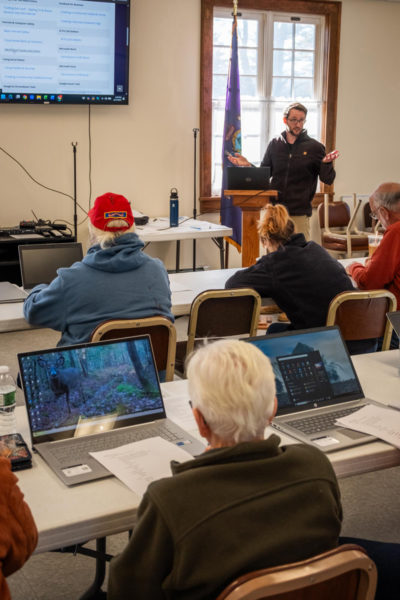 Taylor Oddleifson discusses computer fraud and scam protection during a recent class in Dresden. (Photo courtesy David Griffin)