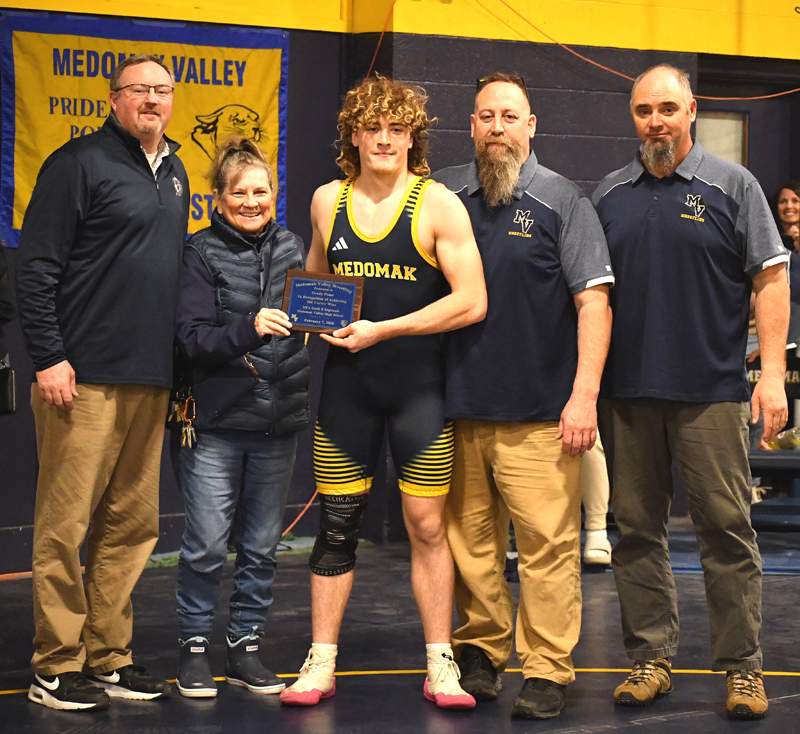 Medomak Valley’s Grady Pease Wins 200th Match, A School First
